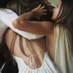 Irina Gorbacheva Instagram - Девчонки! Женщины! Девушки! Птицы!)) Всем привет)) Хочу поделиться с вами супер радостной и трепетной историей. Моя близкая подруга, она же женский практик, мастер и мама 3х прекрасных детей Мила @dobrovsem запускает с 15 октября курс для нас с вами)) Сразу говорю я там буду))) Вместе с вами мы будем проходить этапы познания женской сути, ролей, патернов, а так же получим знания и инструменты для гармоничных отношений не только с собой ( что на мой взгляд самое главное) но и соответственно со своим окружением)) Вообще находиться в женских кругах это особая история)) Не так давно я была у Милы на дне рождении и приехала супер уставшая и мне хотелось просто укутаться в норке и по меньше общения На следующий день меня просто выровняло)) девчонки просто были рядом и спокойно принимали мое состояние, давая поддержку и заботу)) сильная подщарядка!) Очень ждем вас с 15 октября)) Мы уже в чате)) Ссылка у меня в шапке и на странице Милы) @dobrovsem До встречи и урааа!)))