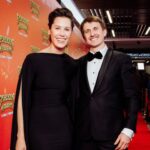 Irina Gorbacheva Instagram - Позавчера был предпремьерный показ "Бременские музыканты" Благодаря всей нашей огромной команде нам удалось создать теплую, светлую и трогательную историю! Благодарю Алексея Нужного @nuzhny за эту возможность!)) Сыграть женщину кошку))) Благодарю @pgorshenin Петю Горшенина и всю его команду за наши мордочки, лапы, хвосты и уши! Это было очень не просто и это была командная работа! И конечно благодарю каждого партнера! Мы прошли этот путь от а до я)) А как у нас вышло, об этом будете уже говорить вы))) зрители!)) С 1 января в КИНО!))