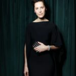 Irina Gorbacheva Instagram - Позавчера был предпремьерный показ "Бременские музыканты" Благодаря всей нашей огромной команде нам удалось создать теплую, светлую и трогательную историю! Благодарю Алексея Нужного @nuzhny за эту возможность!)) Сыграть женщину кошку))) Благодарю @pgorshenin Петю Горшенина и всю его команду за наши мордочки, лапы, хвосты и уши! Это было очень не просто и это была командная работа! И конечно благодарю каждого партнера! Мы прошли этот путь от а до я)) А как у нас вышло, об этом будете уже говорить вы))) зрители!)) С 1 января в КИНО!))
