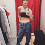 Irina Gorbacheva Instagram - Иногда зайдешь в примерочную, а там Анатольевна Фэшн Понеслась ))