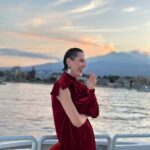Irina Gorbacheva Instagram – Это был супер вечер!
Амфитеатр
Очень красивые Итальянцы))
Маэстро))
Ну и Ирина Анатольевна в @vivavoxofficial ❤️✨️
