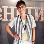 Irina Khakamada Instagram - Сегодня хочу рассказать о премиях «Главные женщины» и «Главные мужчины», в которых я участвую в качестве председателя жюри.   Проекты очень интересные и самобытные. Мне нравится сама идея — сделать популярнее и известнее людей, которые занимаются реальным делом. Из России, СНГ и других стран — проект международный. Участие в нем уже приняли 462 номинанта из 17 стран и 74 городов — впечатляющие цифры! В этом году будет уже пятая, юбилейная, женская премия и первая мужская. ⠀ Почему вам стоит принять участие? ⠀ Среди важнейших достоинств премии — честная оценка номинантов по шести критериям, от бизнес-показателей и семейных ценностей до философии личного бренда. Именно этот показатель, философию личного бренда, оцениваю лично я. Для этого изучаю информацию о каждом номинанте, смотрю их выступления на сцене, самопрезентации, личные страницы на сайте премии и ставлю оценку. И так каждый член жюри — по критерию, в котором он наиболее компетентен.   Это дает шанс на победу в престижном и статусном конкурсе каждой участнице и участнику из абсолютно разных отраслей — от производства до торговли и сферы обслуживания. Тем, кто занят реальным делом!   И ваше участие — это прекрасная возможность познакомиться с этими людьми, завести новых друзей, найти партнеров по бизнесу. Заявить о себе широкой аудитории, продвинуть и укрепить свой личный бренд. ⠀ Премия проходит в течение 4 дней в Москве, в отеле «Хаятт Ридженси Петровский Парк». Великолепное собрание единомышленников, звездный состав жюри, мощнейший форум с авторитетными спикерами, в котором каждая номинантка и номинант также участвует. ⠀ Подписываетесь на аккаунт премии «Главные женщины» @womanbrand.ru и аккаунт форума и премии «Главные мужчины» @forumbrand.ru, переходите на сайты, оставляйте заявки и становитесь номинантами премий. ⠀ До встречи в Москве, на премиях и форуме!   #направахрекламы ООО «Роскошь Сибири»