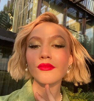 Iris Apatow Instagram - Best girl🫀