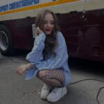 Iryna Kudashova Instagram - Цікавий факт про мене : я дуже люблю сидіти навпочіпки 🌸 на цьому все ) побігла працювати 😅