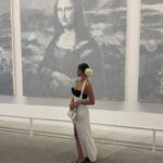 Isabeau Delatour Instagram – Robe froissée mais who cares finalement ???