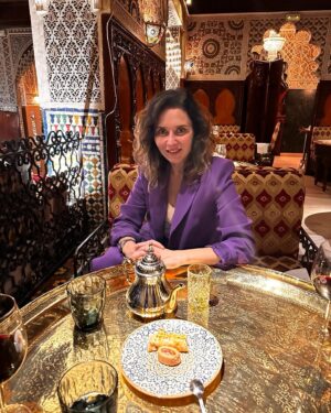 Isabel Díaz Ayuso Instagram - Aquí va otra recomendación gastronómica. Es #AlMounia, marroquí tradicional, buenísimo.