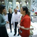 Isabel Díaz Ayuso Instagram - Cada vez que donamos sangre podemos salvar 3 vidas. Madrid necesita 3.500 donaciones para recuperar los niveles de reserva. En la Real Casa de Correos puedes hacerlo hasta el sábado por la tarde. #DonaSangre #DonaVida.