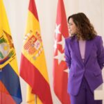 Isabel Díaz Ayuso Instagram - El presidente electo de Ecuador, @danielnoboaok , recibe la Medalla Internacional de la #comunidaddemadrid. Un político valiente que ha puesto su vida en juego por la libertad, la democracia y la prosperidad de su país. Por los miles de ecuatorianos en #Madrid y los madrileños en #Ecuador. Por las alianzas y el crecimiento en unidad, vaya este homenaje.