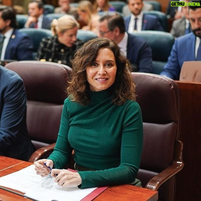 Isabel Díaz Ayuso Instagram - Mañana, pleno.