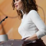 Isabel Díaz Ayuso Instagram - Gracias a las mujeres que con amor, trabajo, compromiso, generosidad, autoexigencia, sensibilidad, han aportado sabiduría, conocimientos, familia, historia y su mitad a la otra mitad, haciendo posible la vida, tal y como la conocemos. Feliz #DíaDeLaMujer.
