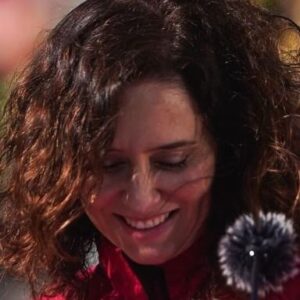 Isabel Díaz Ayuso Instagram - Golpe por golpe: ningún atropello sin respuesta. No nos callaremos.

Tanto daño no será gratis:
-Crean naciones arruinando a españoles.
-Desmoralizan a los mayores.
-Señalan a jueces…

… Para que Sánchez no tenga límites.