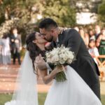 Isabela Souza Instagram - • @isasouza e @rafaelflorenzano casaram! e foi uma grande honra termos sido escolhidos por esse casal tão querido para registrar um dos dias mais importantes de suas vidas através do nosso olhar. uma alegria imensa estar no site da @voguenoiva contando através de fotografias o amor desse casal 🤍 - @caioemilafotografia @bianchi @nataliamiller._ @conceptbiavaz @marianasalomaomake @espaco_myha @rafaelacavacacerimonial