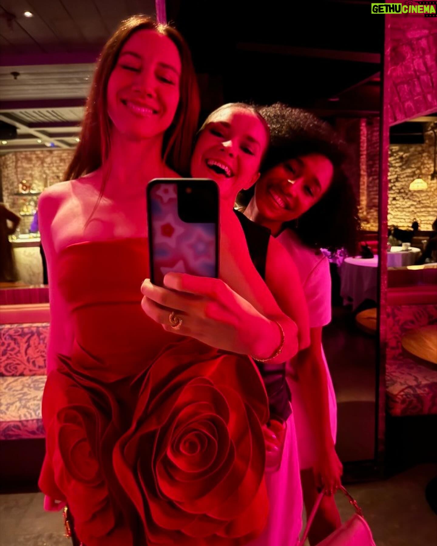 Isabella Boylston Instagram - ballerinas x @maisonvalentino 🩰 Congratulations on the new store opening in soho!
