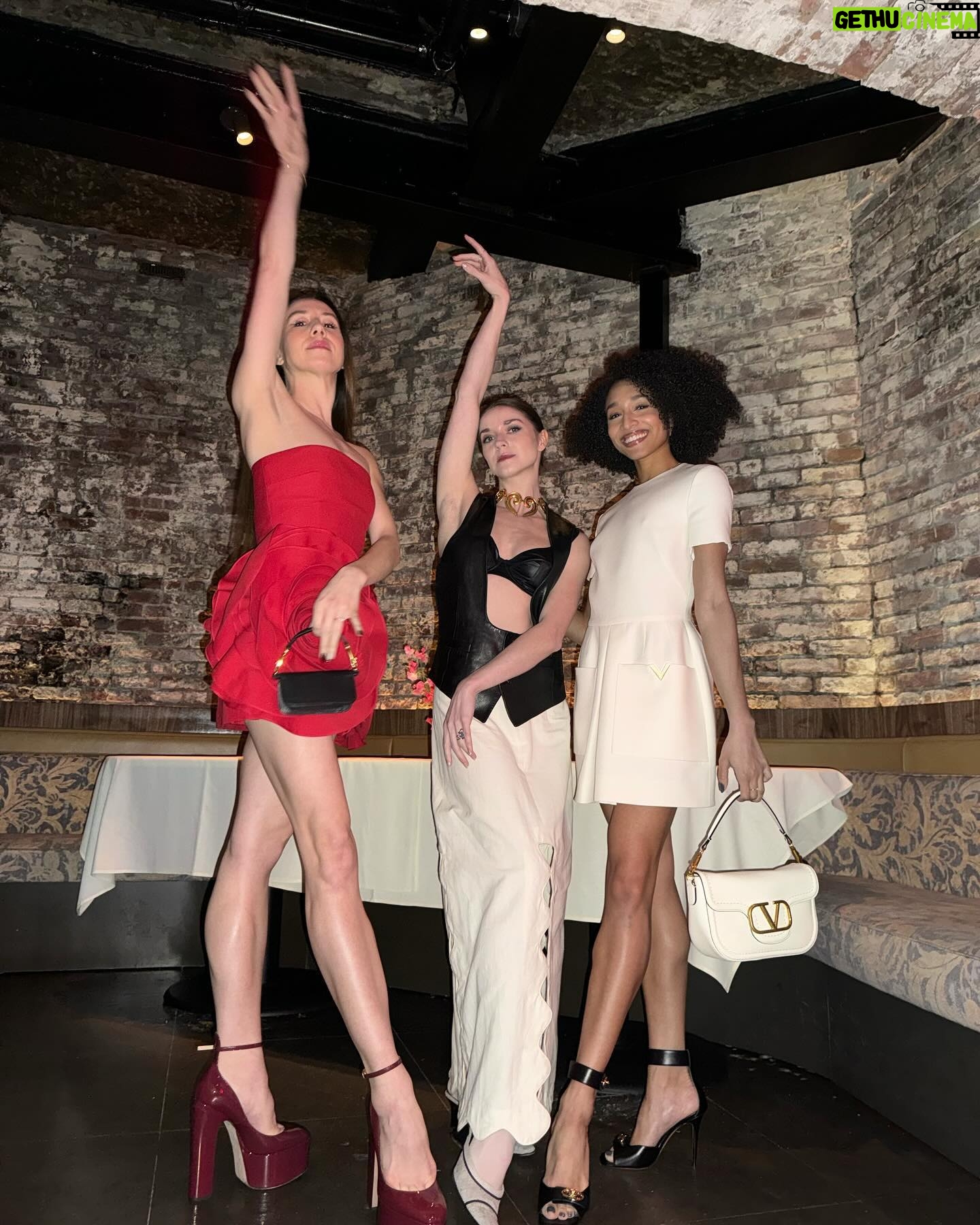 Isabella Boylston Instagram - ballerinas x @maisonvalentino 🩰 Congratulations on the new store opening in soho!