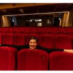 Isabella Rossellini Instagram - More photos of the cinema MODERNISSSIMO in Bologna where I presented a selection of my short films like #greenporno . I was interviewed by GianLuca Farinelli who I admire immensely for the work at the @cinetecabologna . In the first photo my arms are stretched to the armchairs with my parents names #robertorossellini and #ingridbergman , my name is in between them ❤️