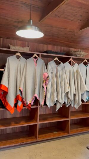 Isabella Rossellini Instagram - These are the ponchos made with the wool from my heritage breed sheep. Some are lined with recycled things I had in my closet, like silk foulards that I never use but don’t dare thoroughly away. My friend @nazzybeglari provided me with the funny embroidered spiders, bees and pink bee lining .
I like them ! @mamafarm