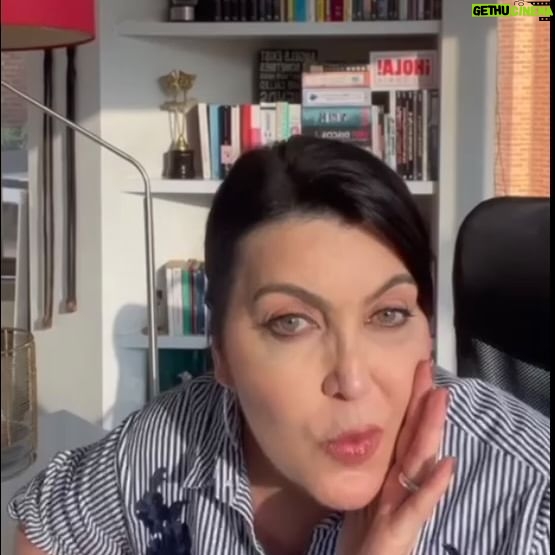 Isabella Santodomingo Instagram - Si te encanta reír y disfrutar, esto te va a encantar. Aprovecha esta oferta imperdible: ¡10% de descuento en tus tickets para el Stand Up Latin Tour 2024 by MELatino en Doral! Ven y únete a la diversión con Isabella Santo Domingo en su monólogo “¿Los Caballeros las Prefieren Brutas?”. Una noche espectacular donde podrás disfrutar de: - Invitados especiales - Happy hour - Música en vivo - Appetizers - Stand up comedy show - Meet & greet con Isabella - Firma de libros 📍 Lugar: Doral Park Country Club 🗓 Fecha: 4 de mayo ⏰ 6 pm - 11 pm Descuento especial solo hasta el 20 de abril. ¡Compra tus entradas en el link de nuestra BIO y asegura tu lugar en este evento único! Para más información, contáctanos por Whatsapp al 305-525-2555. #doral #doralpark #doralmiami #comedy #standup #standupcomedy #melatino
