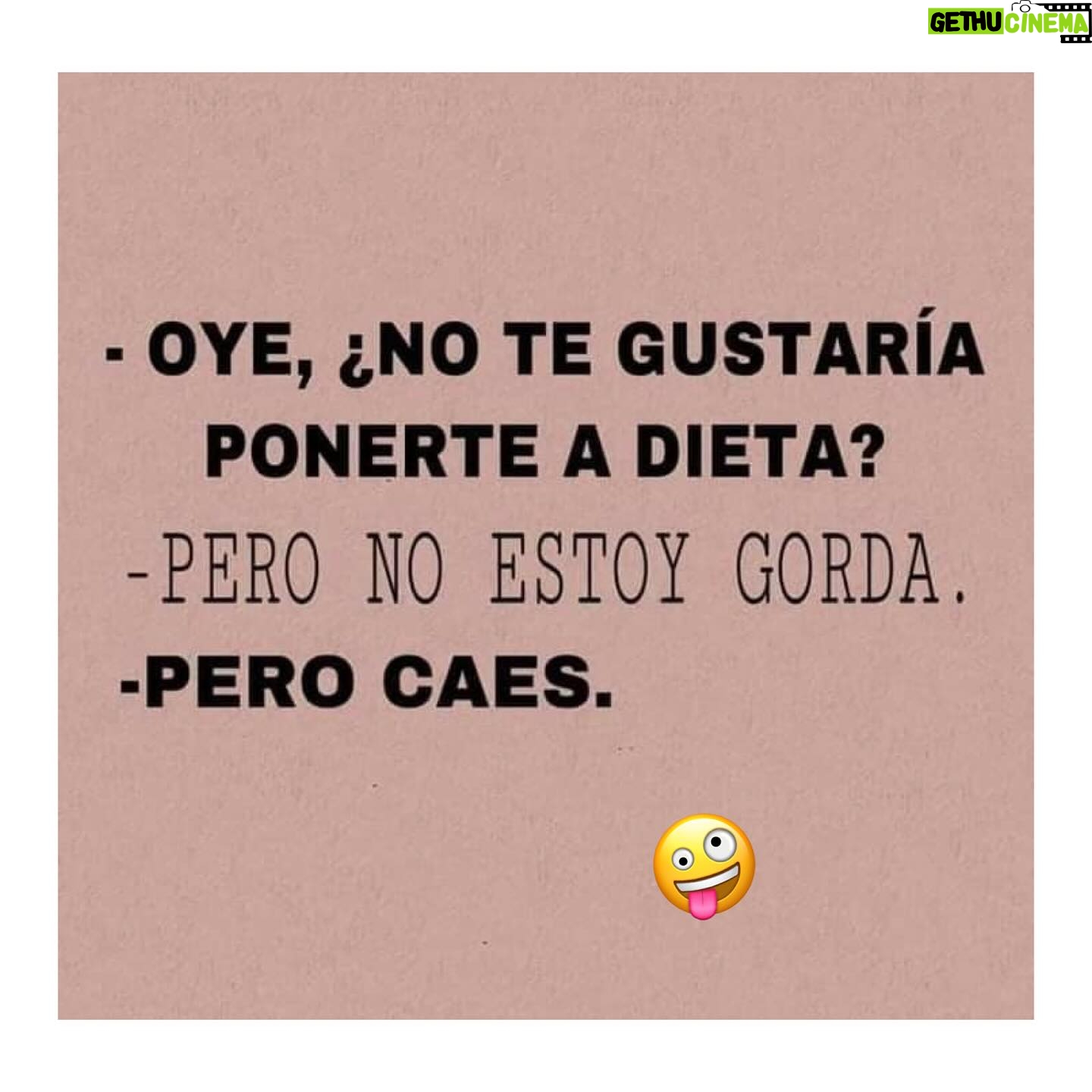 Isabella Santodomingo Instagram - Cero drama y mucho brillo 😉 •• #Isagram #EstoMeDioRisa