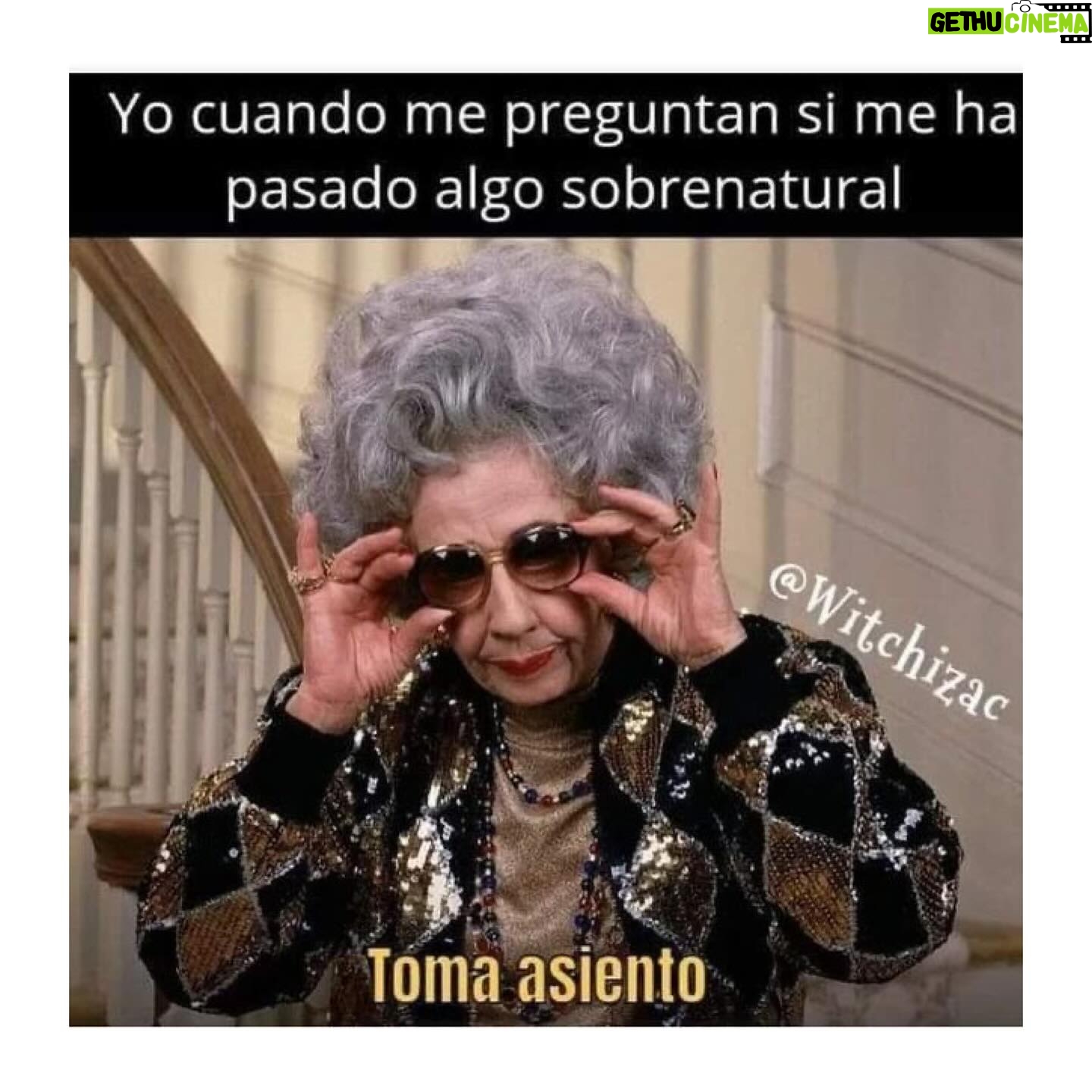 Isabella Santodomingo Instagram - Cero drama y mucho brillo 😉 •• #Isagram #EstoMeDioRisa