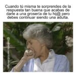 Isabella Santodomingo Instagram – @diossa.aiff ❤️ La relación entre mi hija y yo ha pasado por años muy difíciles llenos de discusiones tontas y dolorosos distanciamientos que ninguna de las dos entendía bien pues lo único que siempre hemos tenido claro es que nos queremos mucho y que siempre-siempre, estemos donde estemos, contamos la una con la otra. Un día, de repente, todo mejoró. No porque Dani haya madurado… o tal vez, yo. Todo mejoró cuando aprendí a soltar. Cuando entendí que los hijos no son una propiedad, tienen voluntad propia y una misión de vida posiblemente distinta a la de nosotros, sus padres. Entendí que nuestra función es guiarlos, apoyarlos y darles las herramientas para salir al mundo a vivir su propia aventura. Pero, lo que más me sirvió, fue acordarme de que yo había hecho lo mismo que ella cuando me fui de mi casa: busqué mi propio destino así éste me llevara lejos de mis seres queridos. Cuando solté, no sólo Dani regresó, ya no como adolescente rebelde, sino como una mujer fuerte, decidida, valiente, con metas claras… como una aliada y amiga. Sobrevivimos esos años horribles de tanto dolor y salimos con nuestra relación fortalecida. Los hijos no son para que nos solucionen la vida cuando seamos viejos, los criamos para que puedan vivir, compartir y aportarle a la sociedad. Criemos buenos seres humanos, para soltarlos cuando sea el momento, para abrazarlos cuando regresen por cuenta propia y para poder decir orgullosos que verdaderamente hicimos una buena labor como padres. Y, si su hij@ adolescente está en su etapa insoportable… déle su espacio y déselo a usted mism@ y ya verá como solitos y cargados de amor, siempre regresan. 😉❤️ Te amo, Dani. 
••
#Isagram