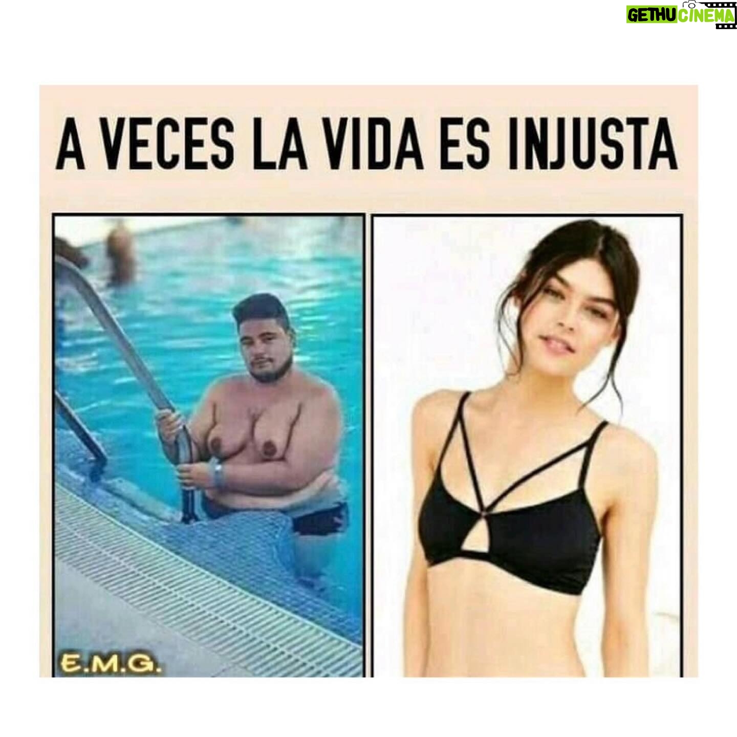 Isabella Santodomingo Instagram - @diossa.aiff ❤️ La relación entre mi hija y yo ha pasado por años muy difíciles llenos de discusiones tontas y dolorosos distanciamientos que ninguna de las dos entendía bien pues lo único que siempre hemos tenido claro es que nos queremos mucho y que siempre-siempre, estemos donde estemos, contamos la una con la otra. Un día, de repente, todo mejoró. No porque Dani haya madurado… o tal vez, yo. Todo mejoró cuando aprendí a soltar. Cuando entendí que los hijos no son una propiedad, tienen voluntad propia y una misión de vida posiblemente distinta a la de nosotros, sus padres. Entendí que nuestra función es guiarlos, apoyarlos y darles las herramientas para salir al mundo a vivir su propia aventura. Pero, lo que más me sirvió, fue acordarme de que yo había hecho lo mismo que ella cuando me fui de mi casa: busqué mi propio destino así éste me llevara lejos de mis seres queridos. Cuando solté, no sólo Dani regresó, ya no como adolescente rebelde, sino como una mujer fuerte, decidida, valiente, con metas claras… como una aliada y amiga. Sobrevivimos esos años horribles de tanto dolor y salimos con nuestra relación fortalecida. Los hijos no son para que nos solucionen la vida cuando seamos viejos, los criamos para que puedan vivir, compartir y aportarle a la sociedad. Criemos buenos seres humanos, para soltarlos cuando sea el momento, para abrazarlos cuando regresen por cuenta propia y para poder decir orgullosos que verdaderamente hicimos una buena labor como padres. Y, si su hij@ adolescente está en su etapa insoportable… déle su espacio y déselo a usted mism@ y ya verá como solitos y cargados de amor, siempre regresan. 😉❤️ Te amo, Dani. •• #Isagram