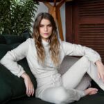 Isabella Santoni Instagram - Sabadão em 🏡✨ O que vão fazer por aí? 🥰