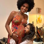 Isadora Cruz Instagram - Começando outubro com um dump de setembro porque a vida tá linda demais 🌈☀️🪐🌺🌪️🧚‍♀️🎶💘