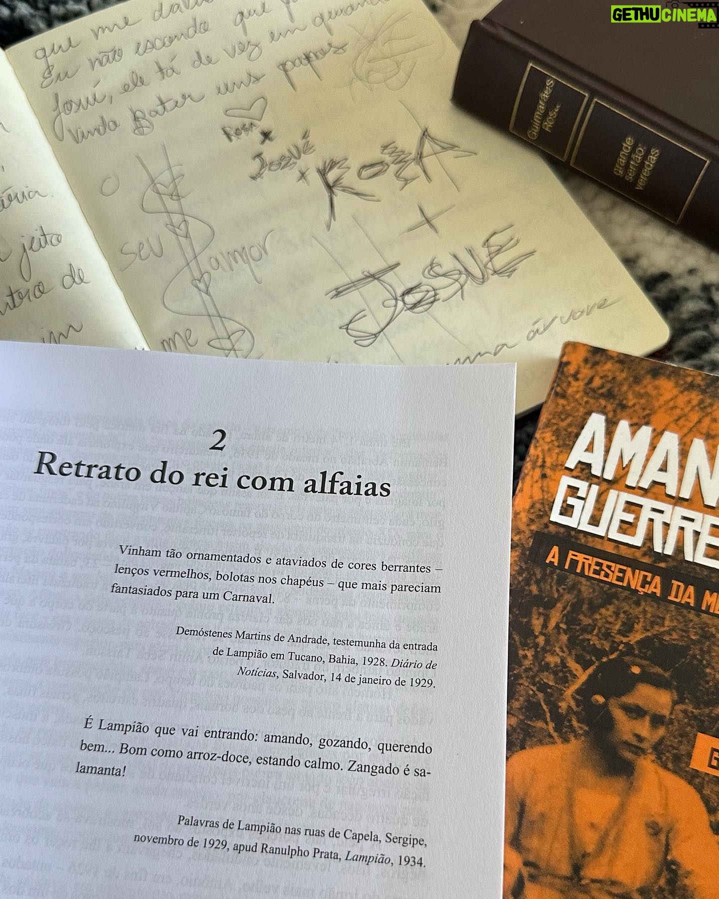 Isadora Cruz Instagram - Começando outubro com um dump de setembro porque a vida tá linda demais 🌈☀️🪐🌺🌪️🧚♀️🎶💘