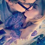 Isla Fisher Instagram - GREECE…You definitely don’t sock!