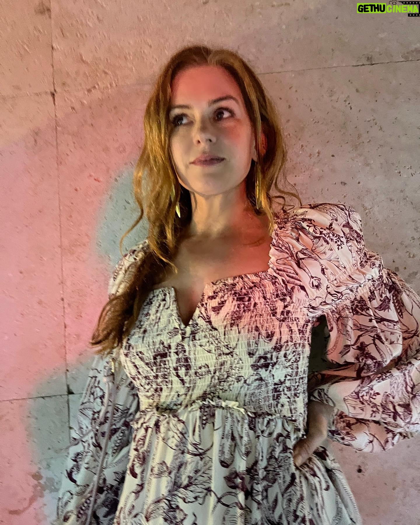 Isla Fisher Instagram - Me wondering what Harry’s necklace looked like before it got broken?