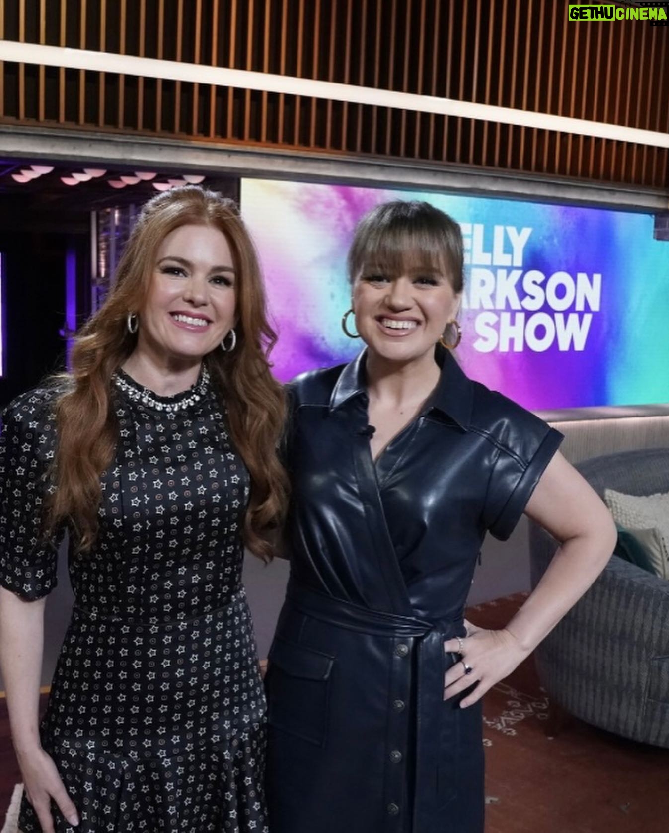 Isla Fisher Instagram - So excited to be part of the @kellyclarksonshow to chat all things #WolfLikeMe Season 2 tomorrow! Tune in!