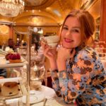 Isla Fisher Instagram - It’s Sunday, cake it easy