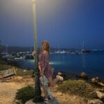 Isla Fisher Instagram - Antiparos 💜