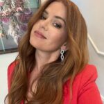 Isla Fisher Instagram - Jet-lagged and sleepy but it was so fun on @bbctheoneshow tonight talking about Mazy the Movie Star out now on paperback