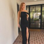 Isla Fisher Instagram - Off to Vanity Fair 🖤
