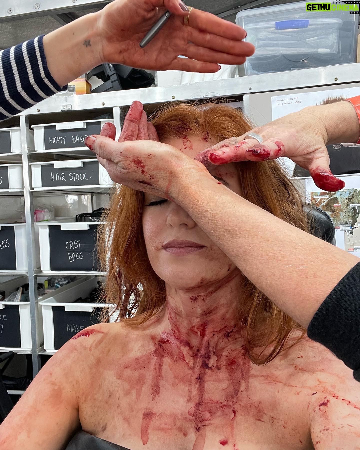 Isla Fisher Instagram - Guys! Thank you so much for watching the show and for all the kind comments. Feeling the ❤️Last photo dump of #wolflikeme @peacocktv @stanaustralia