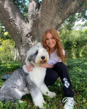 Isla Fisher Instagram - A Happy Mother’s Day Mom-ent from Maisy and me. Sending you all so much ❤️.