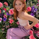 Isla Fisher Instagram - 🌺 🌸