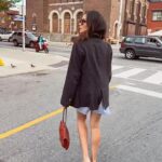 Italia Ricci Instagram - Cringed asking hubs to snap a walking across the street pic but couldn’t let this @augustethelabel blazer go unappreciated thanks babe yes you may golf all week 😚