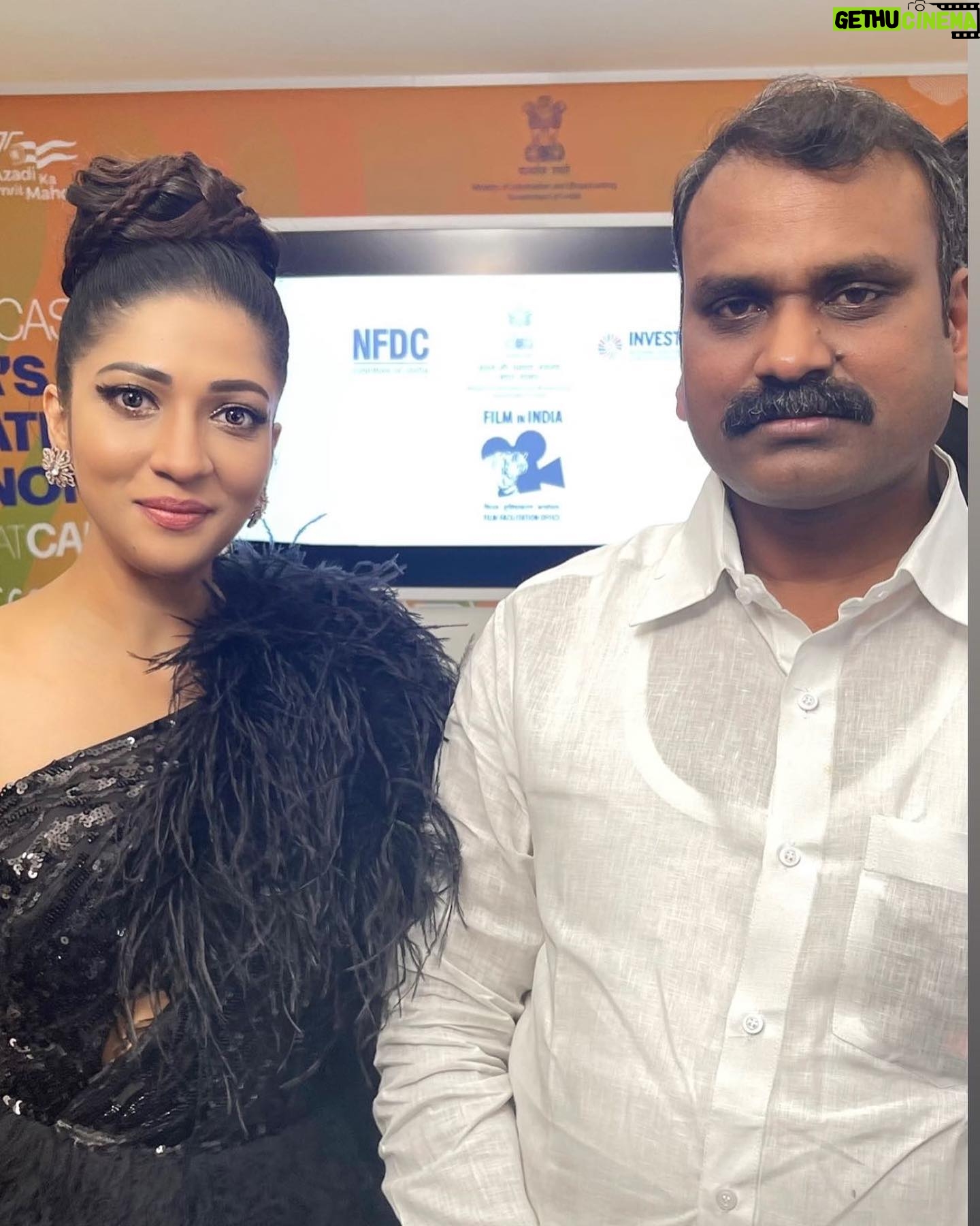 Iti Acharya Instagram - Extremely proud moment being a cultural ambassador to India recognised by @ministryofculturegoi, to recieve greetings from honourable minister @murugan_tnbjp at Indian Pavilion, post her first red carpet at Cannes 2023 @festivaldecannes Thank you so much sir for appreciating sir ππΈ Honour to represent my industry, my city, my state, my people and my country. @nfdcindia @ficci_india @ministryofculturegoi @murugan_tnbjp @official.anuragthakur @ficci_frames @amritmahotsav @g20org @mib_india @pibindia @brutofficiel @brut.india #cannes #cannes2023 #indiaatcannes #ministryofinformationandbroadcasting #drlmurugan #indianpavilion #cannesfilmfestival #iti #itiacharya #itiatcannes