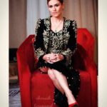 Itziar Ituño Instagram - Argeliako Annaba mediterranean film festivalen @annabafilmfestival.algeria izan naz ohore saria jasotzen. Eskerrik asko horren ondo hartzeagatik, orraztu, makilatu eta janzteagatik erregin baten modura. SHUKRAN! حصلت على الجائزة الفخرية في مهرجان عنابة لسينما البحر الأبيض المتوسط ​​بالجزائر @annabafilmfestival.algeria. شكرًا لك على الاعتناء بي جيدًا، وتصفيف شعري، ومكياجي، وتلبيسي كملكة. شكرا! I received honor award at the Annaba Mediterranean Film Festival in Algeria @annabafilmfestival.algeria. Thank you for taking such good care of me, hair, making up and dressing me like a queen. SHUKRAN! Recibí el premio de honor en el Festival de Cine Mediterráneo de Annaba en Argelia @annabafilmfestival.algeria. Gracias por cuidarme tan bien, peinarme, maquillarme y vestirme como una reina. ¡SHUKRAN! J'ai reçu le prix d'honneur au Festival du Film Méditerranéen d'Annaba en Algérie @annabafilmfestival.algeria. Merci d'avoir si bien pris soin de moi, de me coiffer, de me maquiller et de m'habiller comme une reine. SHUKRAN ! 💄 @nailou_shl 👗 @dar_elkahina_ilhemcouture 💍 @rayere.official 💆‍♀️ @midou_berrhmoune 📸 @chouaiboumaraf @annabafilmfestival.algeria #argelia #annabamediterraneanfilmfestibal #annaba
