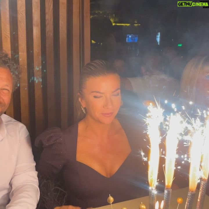 Ivana Sert Instagram - Happy birthday to me πππππΎπ«β€οΈππ§Ώ 40 25.10.2022π«