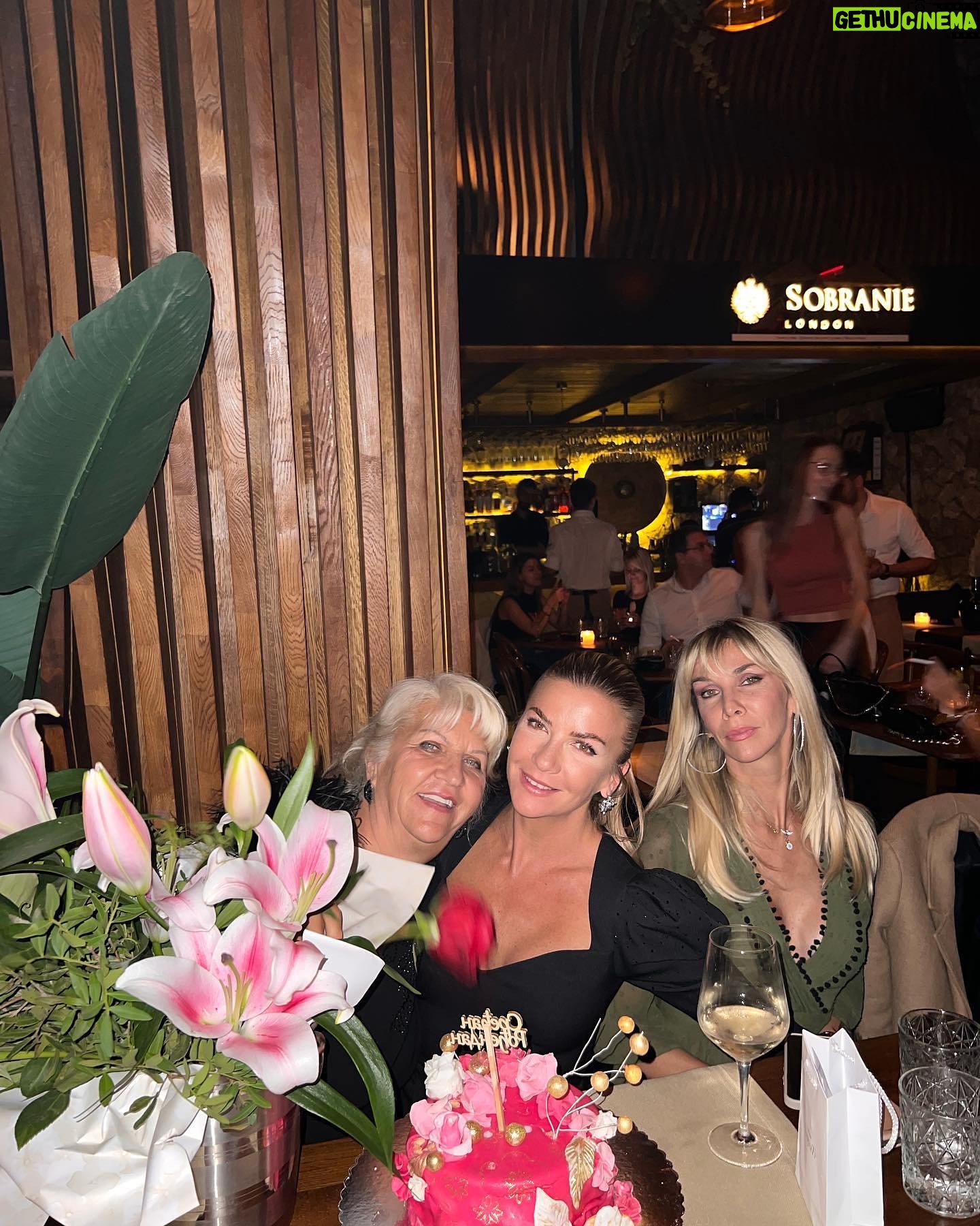 Ivana Sert Instagram - Happy birthday to me πππππΎπ«β€οΈππ§Ώ 40 25.10.2022π«