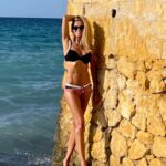 Ivana Sert Instagram – ✨Life is always more beautiful and worth living when you are capable of enjoying the beauty of nature🌊 ☀️
Use your precious moments to live life fully every single second of every single day…#summer2022🌴☀️ #summervibes #lifestyle #summerisloading☀️🔜 #beautifuldestinations #beautifull #loveyourself #thankful #sealife #naturelover #smile #happy #happymoment