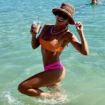 Ivana Sert Instagram – Girls just wanna have sun 🌞 p.s and coffee 🤓 #sturbucks
#summer #summertime #summervibes #enjoylife #beautifulnature #beachlife #fitnes #loveyourself #ayayorgi