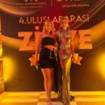 Ivana Sert Instagram – 4. Uluslararası Zirve ödüllerinden bir kaç kare…
Ödül alan herkesi tebrik ediyorum.
Bu güzel organizasyon için @parsmedyainternational @kurban_akar @oguzunalkalafat @havvakarakush @tayyarisiksacann u da ayrıca tebrik ediyorum…
💫