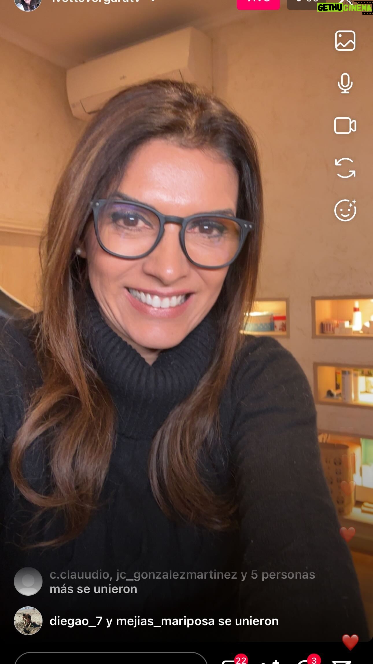 Ivette Vergara - 32.5K Likes - Decisión, convicción y acción es lo que necesitas para brillar✨, que nada ni nadie te limite…ARRIBA MUJERES es momento de brillar!!! Si estás en tu momento y quieres emprender escríbeme 56958414119 ✅