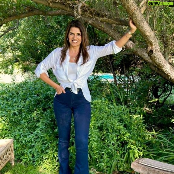 Ivette Vergara - 36.1K Likes - ¡Ya casi Listos para el Festival del Huaso de Olmué 2024! 🎉 Estamos a solo unos días de comenzar este increíble evento y no puedo contener mi emoción. Junto al equipo de @tvn, estamos preparando todo para que vivas la experiencia más auténtica y vibrante. Este festival no es solo una celebración de la música y la cultura, es un encuentro de tradiciones, alegría y mucho talento. ¡Estoy tan emocionado de volver a ser parte de este hermoso festival! Prepárate para disfrutar de lo mejor de nuestro folclore y ¡nos vemos en Olmué! Junto a mi gran partner @fuentesilva ✨🇨🇱
#FestivalDelHuasoOlmué #TVN #CulturaChilena 🇨🇱🎶