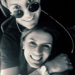 Ivette Vergara Instagram - Feliz cumpleaños amado hijito, hoy llegaste a mi vida hace 27 años eres un hombre de increíble sencillez, amor y perseverancia. Tu camino no siempre ha sido fácil, pero ante cada obstáculo, has demostrado una resiliencia y fuerza que me llenan de orgullo y admiración. Siempre has luchado con pasión, esfuerzo y trabajo, enfrentando solo las adversidades, y levantándote con una sonrisa aún en los momentos más difíciles…Tu bondad, profesionalismo y cariño son reflejo del hombre maravilloso en el que te has convertido…Eres para mi inspiración y uno de mis motores… en este día especial, quiero que sepas cuánto te amo y admiro...y que estés donde estés, en las buenas y en las malas aquí siempre estaré para apoyarte y amarte infinito✨🙏🏼 ¡Que este nuevo año Dios y la vida te traigan aún más razones para sonreír y seguir adelante con ese corazón enorme que te caracteriza! Feliz Cumpleaños amor de mi vida!! ❤️🔥 #felizcumpleaños #hijo #amordemamá #resiliencia #admiracion #felicidad #fuerza #pasion #felicidades #cumpleaños