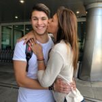 Ivette Vergara Instagram - ¡Feliz Día, Mamás! Hoy celebro ser madre de tres maravillosos hijos, verdaderos regalos del cielo, agradezco a Dios por cada uno de ellos, celebro a mi madre y a las madres de mi familia🙏🏼❤️ y quiero enviar un abrazo colmado de amor a todas las madres del mundo. Un cariño especial para aquellas que, por distintas circunstancias, no pueden estar con sus hijos hoy, y un recuerdo lleno de ternura para las que nos han dejado. Cada madre es un tesoro invaluable, y hoy celebramos la fortaleza y el amor incondicional que todas entregamos a nuestros hijos✨🙏🏼. ¡Feliz Día de las Madres!💕🌷 #diadelamadre #mamá #felicidades #hijos #mamaorgullosa #amorincondicional #latinosenmiami #latinosenusa #mexico #peru #latinosinvancouver #latinosencanadá #latinosenindiana #mamasdelmundo #amordemama